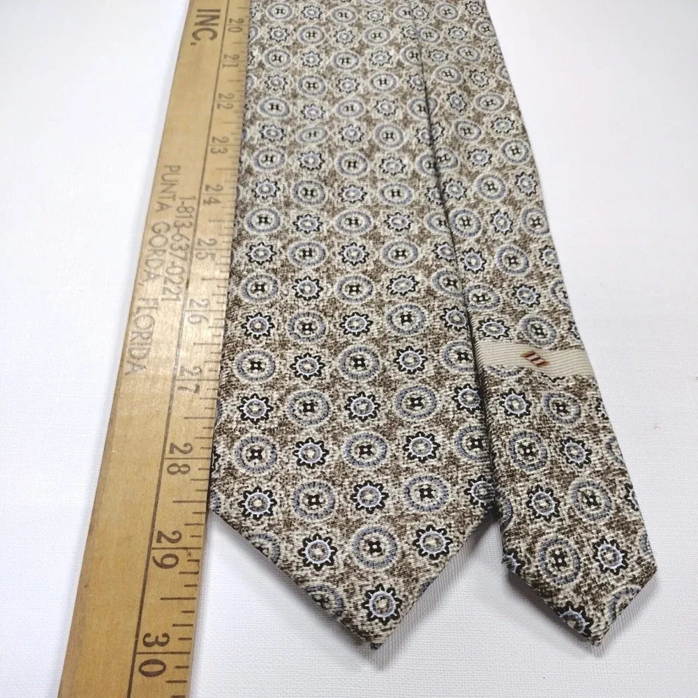 Joseph Abboud Mens OS Necktie Tan Brown Blue Silk Geometric Medallion Print Tie
